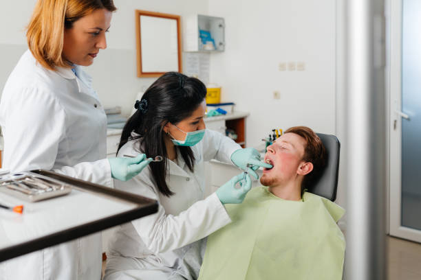 Best Emergency Treatment for Dental Infections or Abscesses in Monmouth, IL